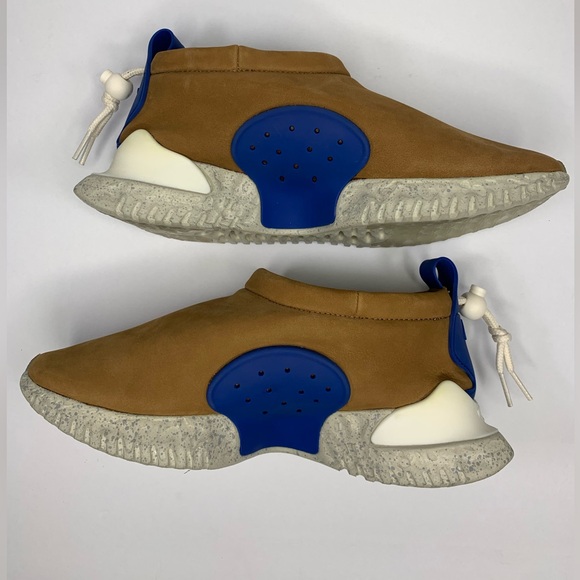 New Nike Moc Flow SP men’s 6 1/2 shoe
Undercover Ale Brown Team Royal - Picture 2 of 6